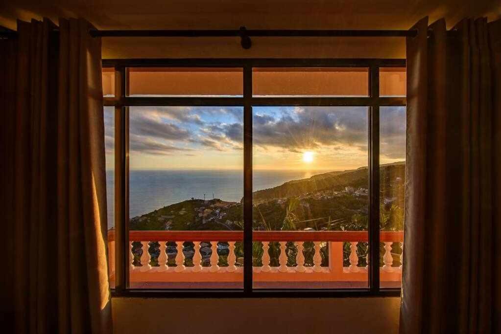 Lombo Cesteiro Guesthouse Tabua  Экстерьер фото